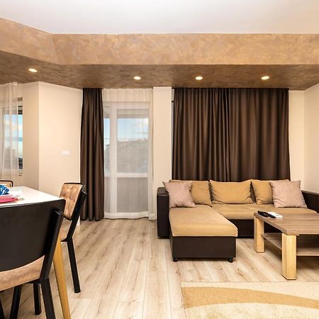 Sunny 1Bd Apartment In Old Town By Flat Mаnager Plovdiv Eksteriør billede