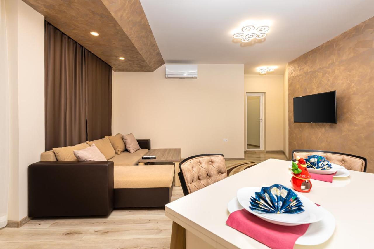 Sunny 1Bd Apartment In Old Town By Flat Mаnager Plovdiv Eksteriør billede
